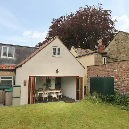 Holiday home Griff York